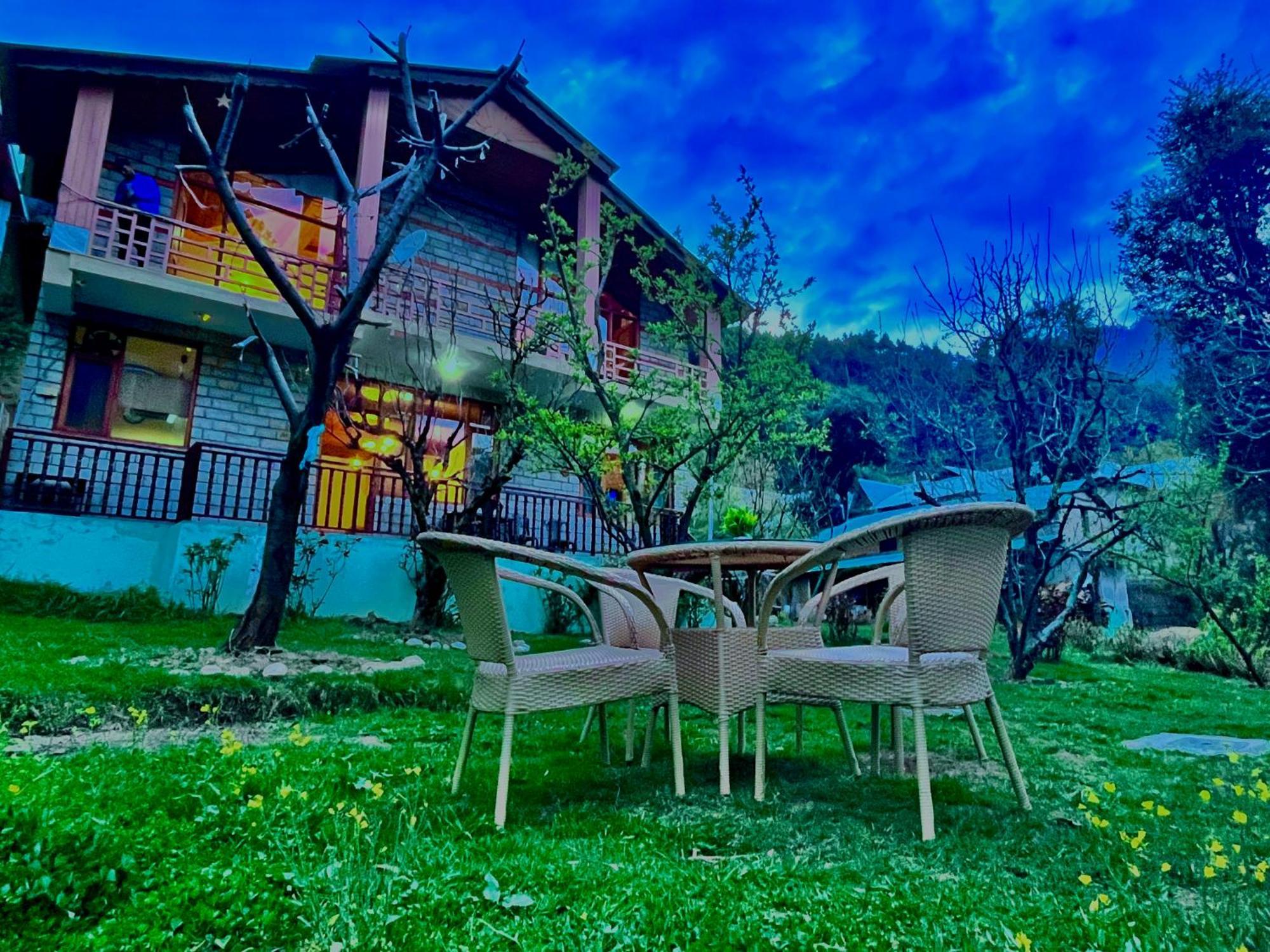 Munnar Tea Estate Cottage And Resort - Away From City Hustle Exterior foto